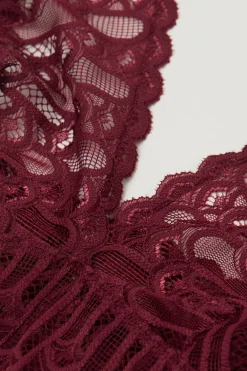 Body Pizzo Elegant Silhouette