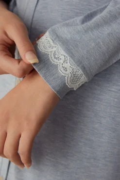 Camicia da Notte Aperta con Dettagli in Pizzo