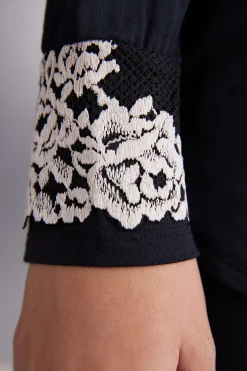 Maglia In Modal Pretty Flowers