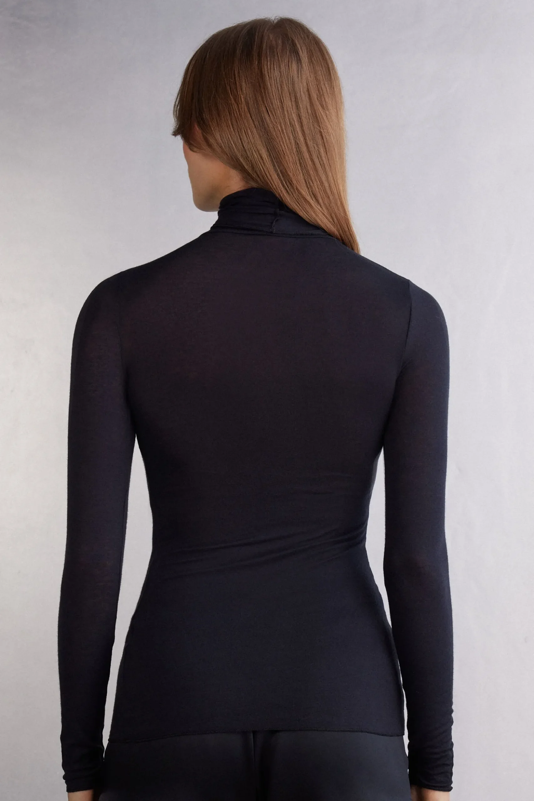 Maglia in Modal Ultralight con Cashmere Collo Alto