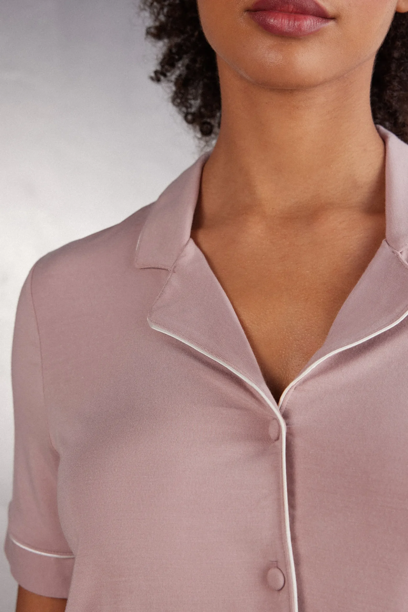 Maglia Manica Corta Aperta Davanti in Modal