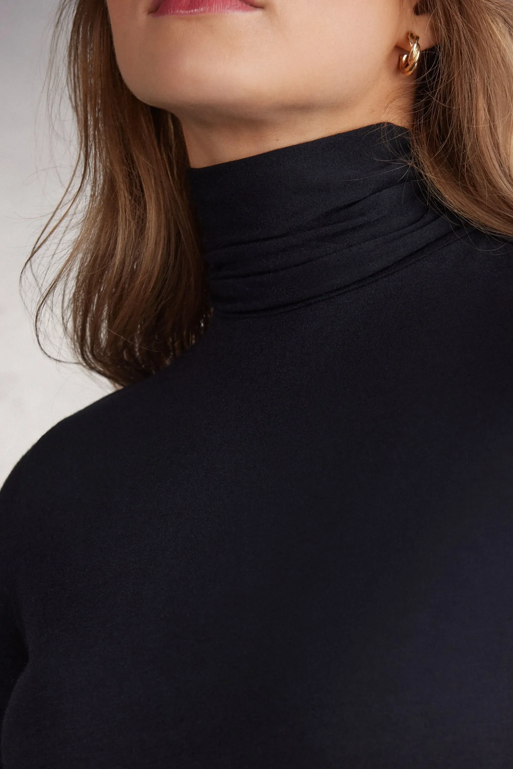 Maglia Manica Corta Collo Alto Modal con Cashmere Light