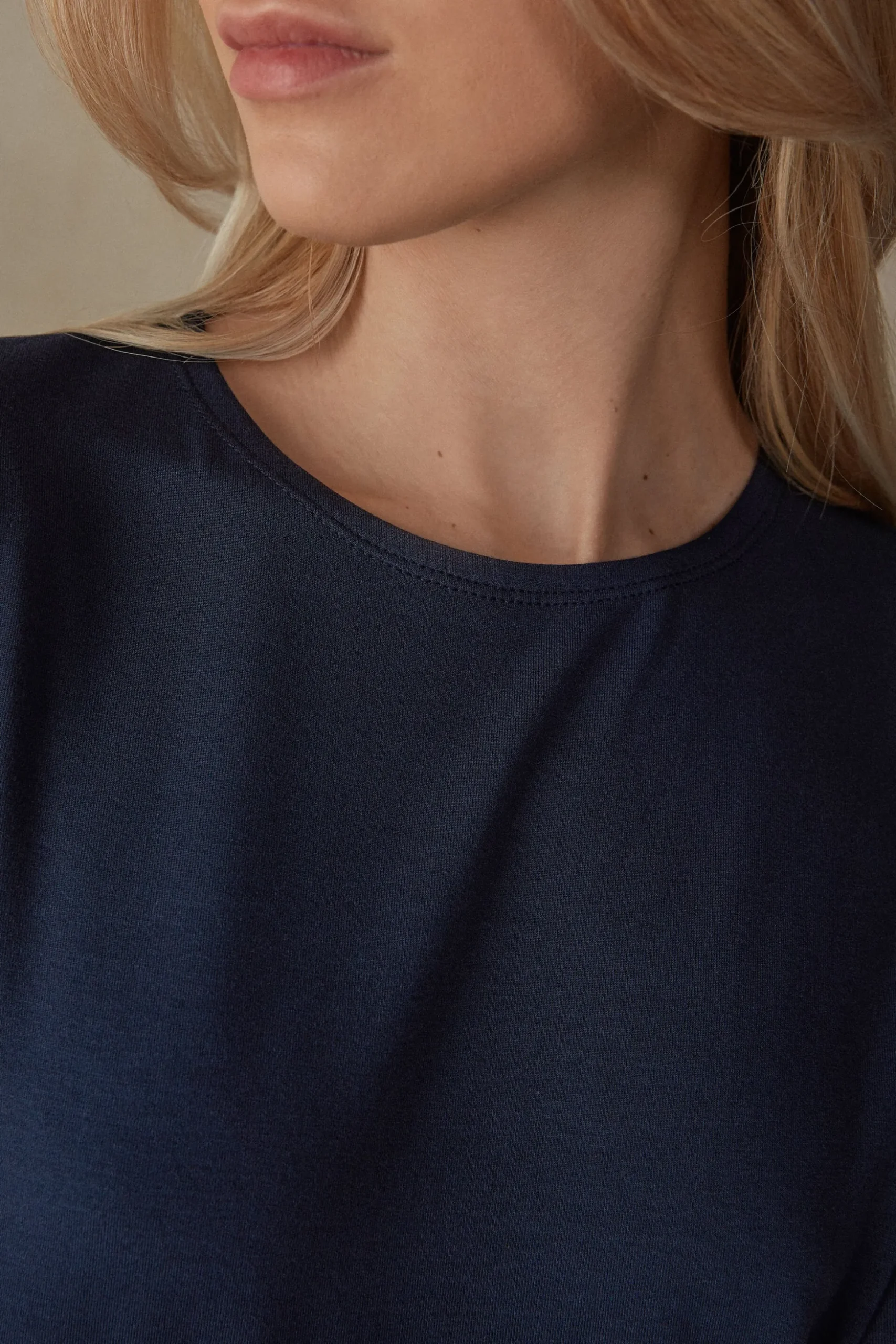 Maglia Manica Corta Girocollo in Micromodal