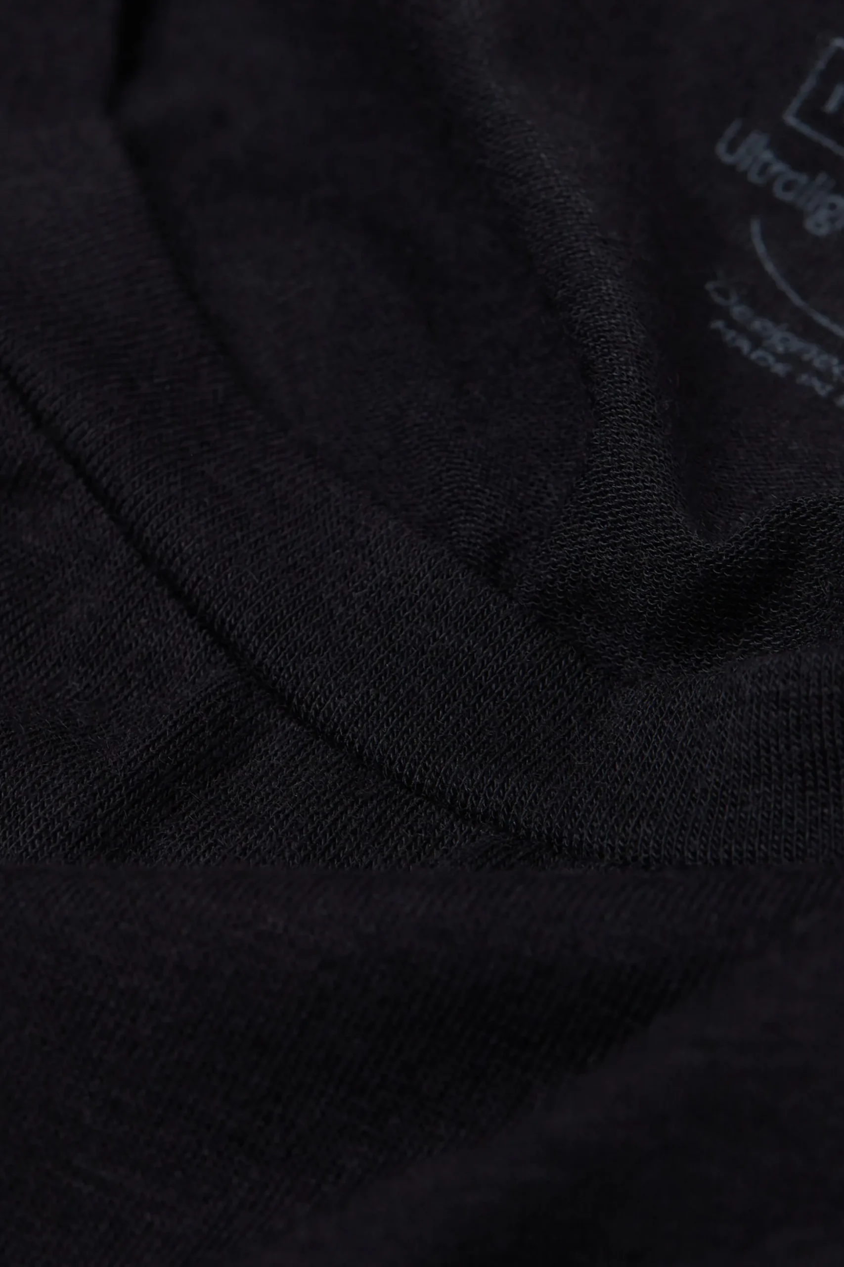 Maglia Manica Lunga Modal Ultralight con Cashmere Scollo Madonna