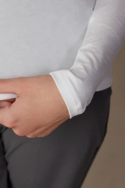 Maglia Manica Lunga Scollo a Barchetta in Micromodal