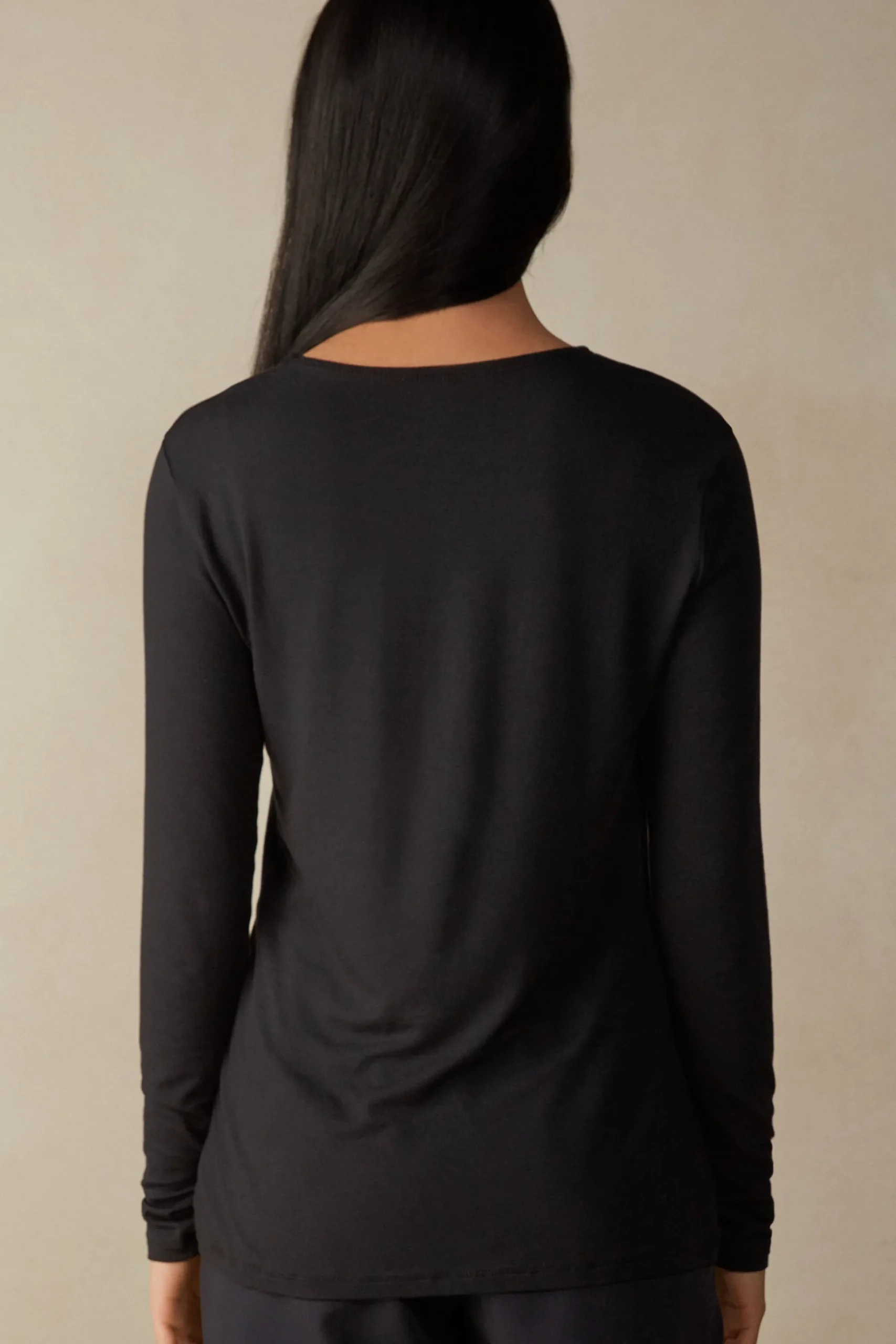 Maglia Manica Lunga Scollo a Girocollo in Micromodal