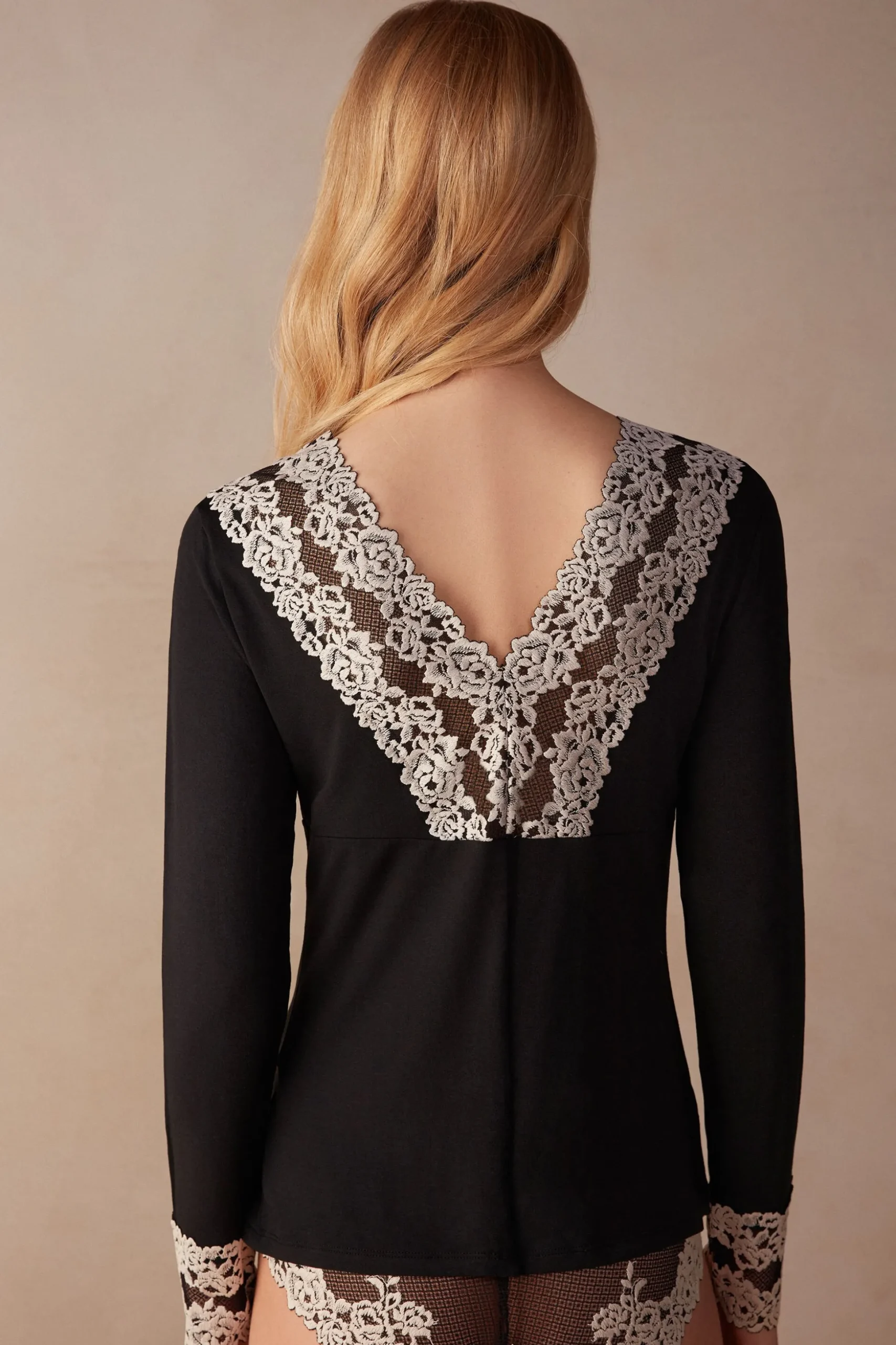 Maglia Manica Lunga Scollo a V Pretty Flowers