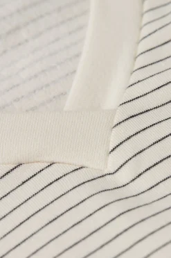 Maglia Scollo a V Creamy Stripes