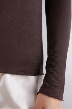 Maglia Scollo a V in Modal Ultralight con Cashmere