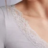 Maglia scollo a V in Modal Cashmere Ultralight e Pizzo