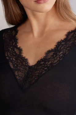 Maglia scollo a V in Modal Cashmere Ultralight e Pizzo