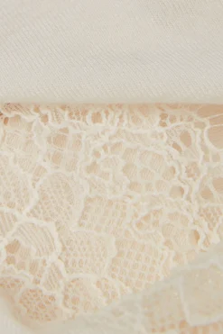 Maglia scollo a V in Modal Cashmere Ultralight e Pizzo