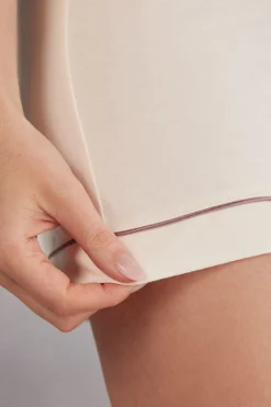 Pantaloncino in Modal con Profili a Contrasto
