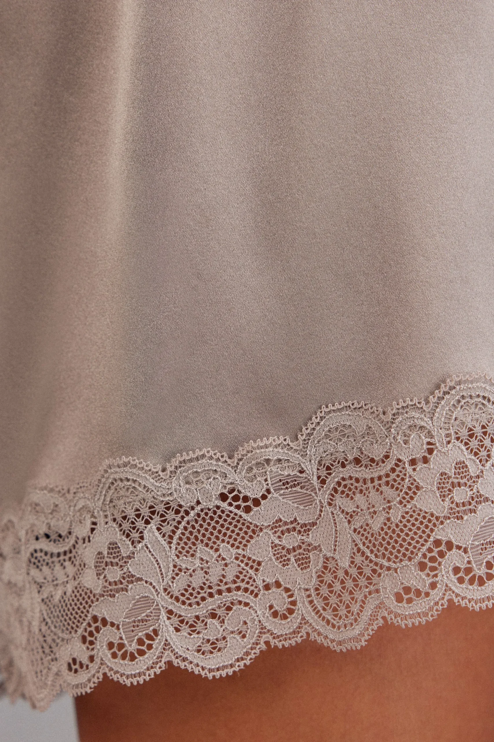 Pantaloncino in Seta con Pizzo