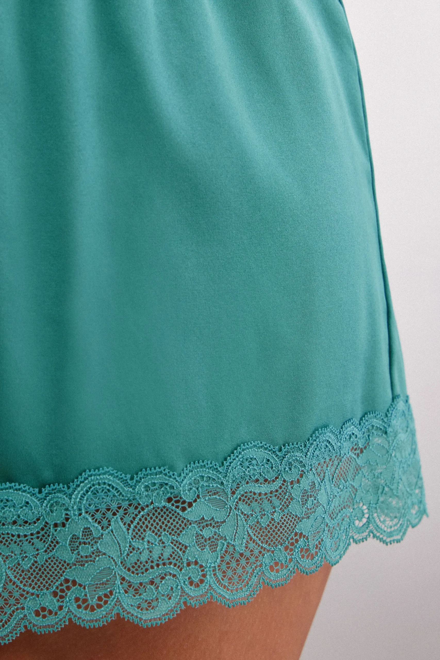 Pantaloncino in Seta con Pizzo