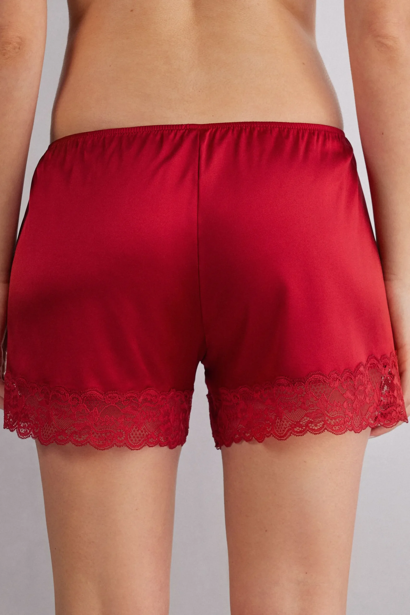 Pantaloncino in Seta con Pizzo