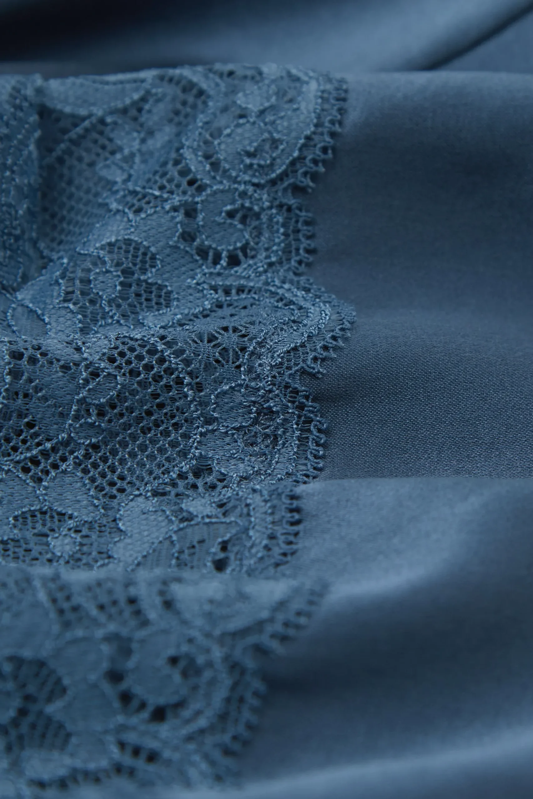 Pantaloncino in Seta con Pizzo