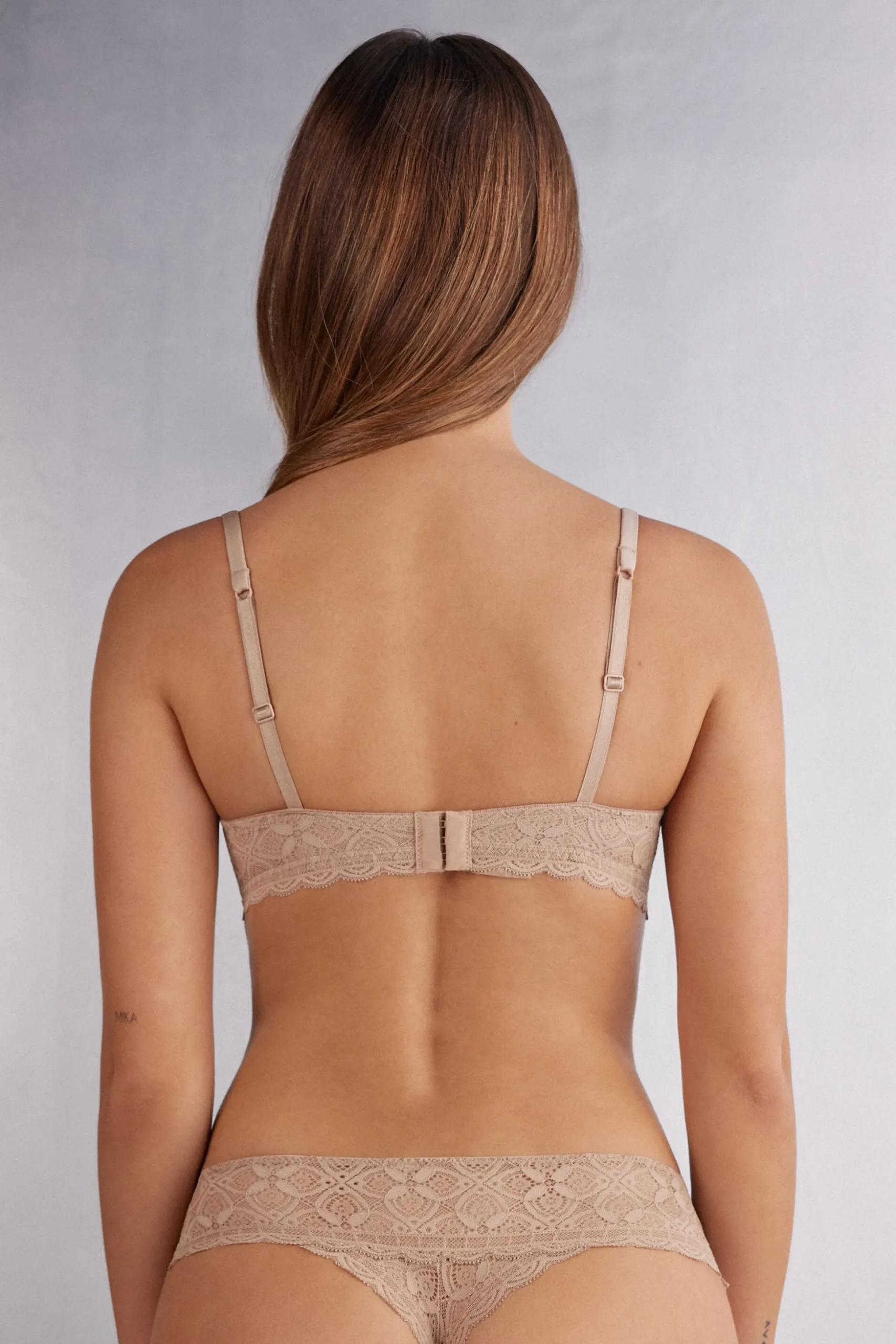 Reggiseno a Balconcino Claudia in Pizzo