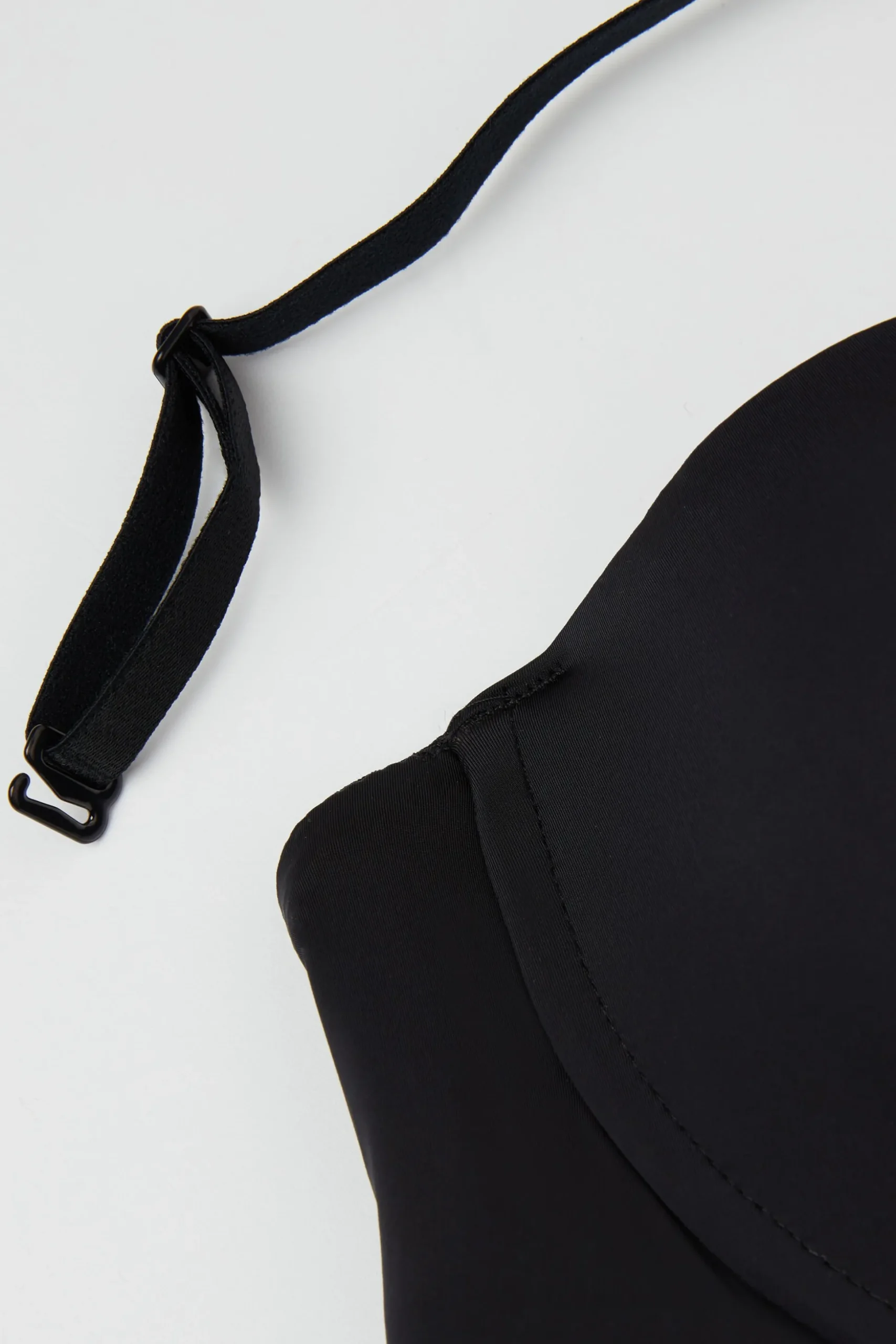 Reggiseno a Fascia Monica in Microfibra Ultralight