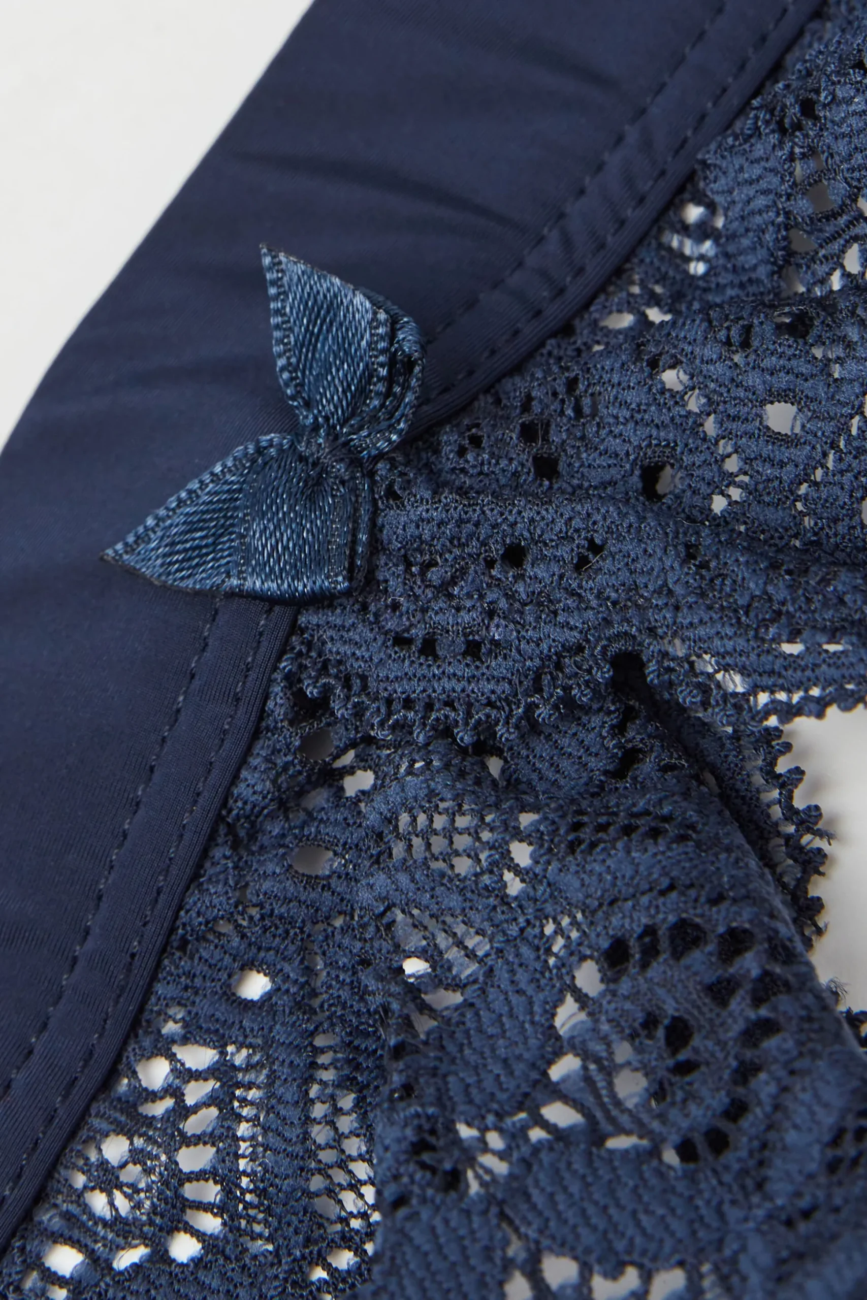 Reggiseno a Triangolo Emma in Pizzo