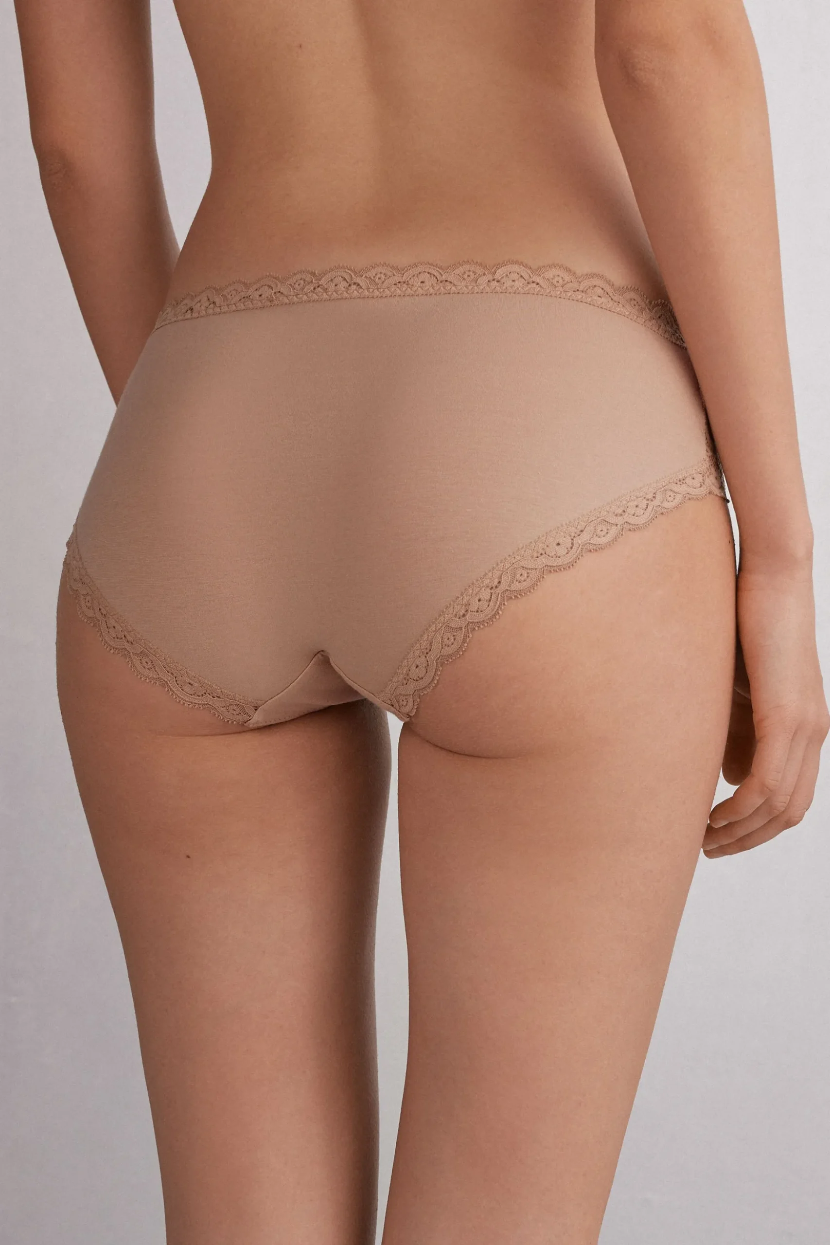 Slip in Pizzo e Cotone