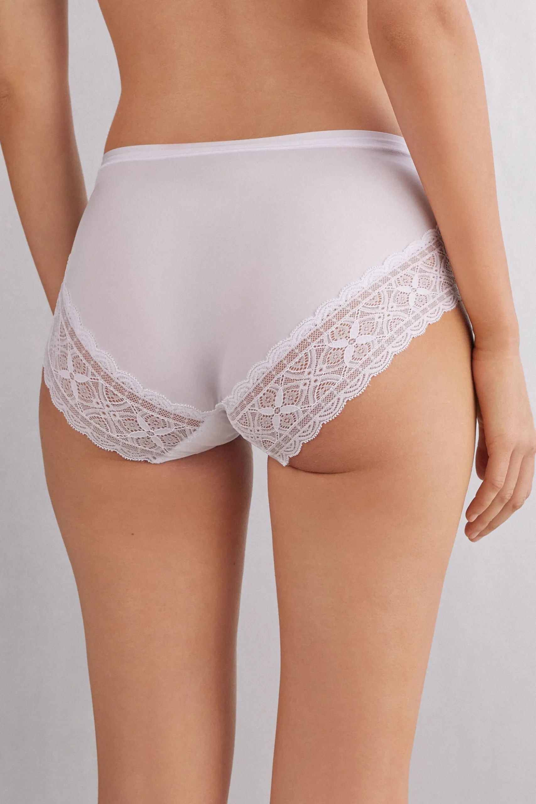 Slip Vita Alta in Microfibra Ultralight e Pizzo