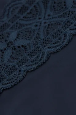 Slip Vita Alta in Microfibra Ultralight e Pizzo