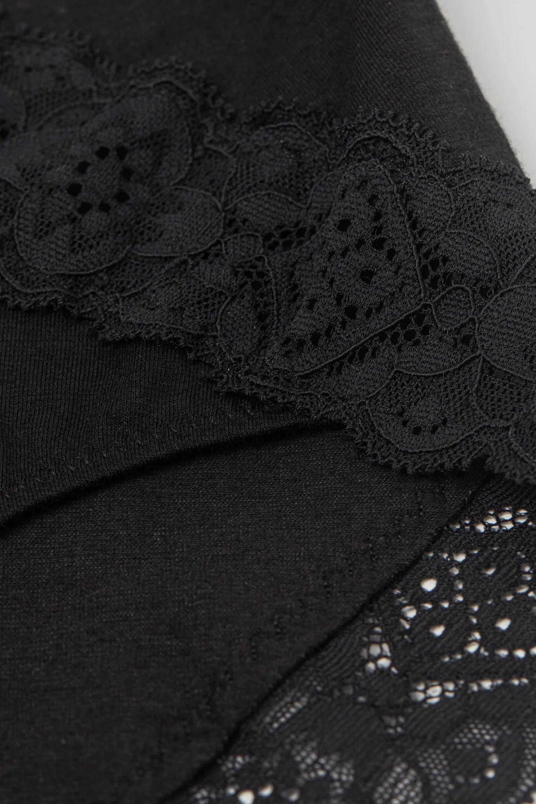 Slip Vita Semi-alta in Cotone e Pizzo