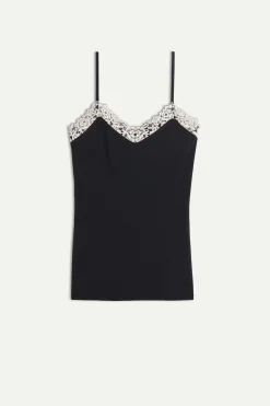 Top in Modal Pretty Flowers