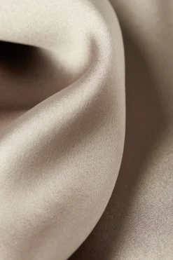 Top in Raso di Seta con Scollo a V