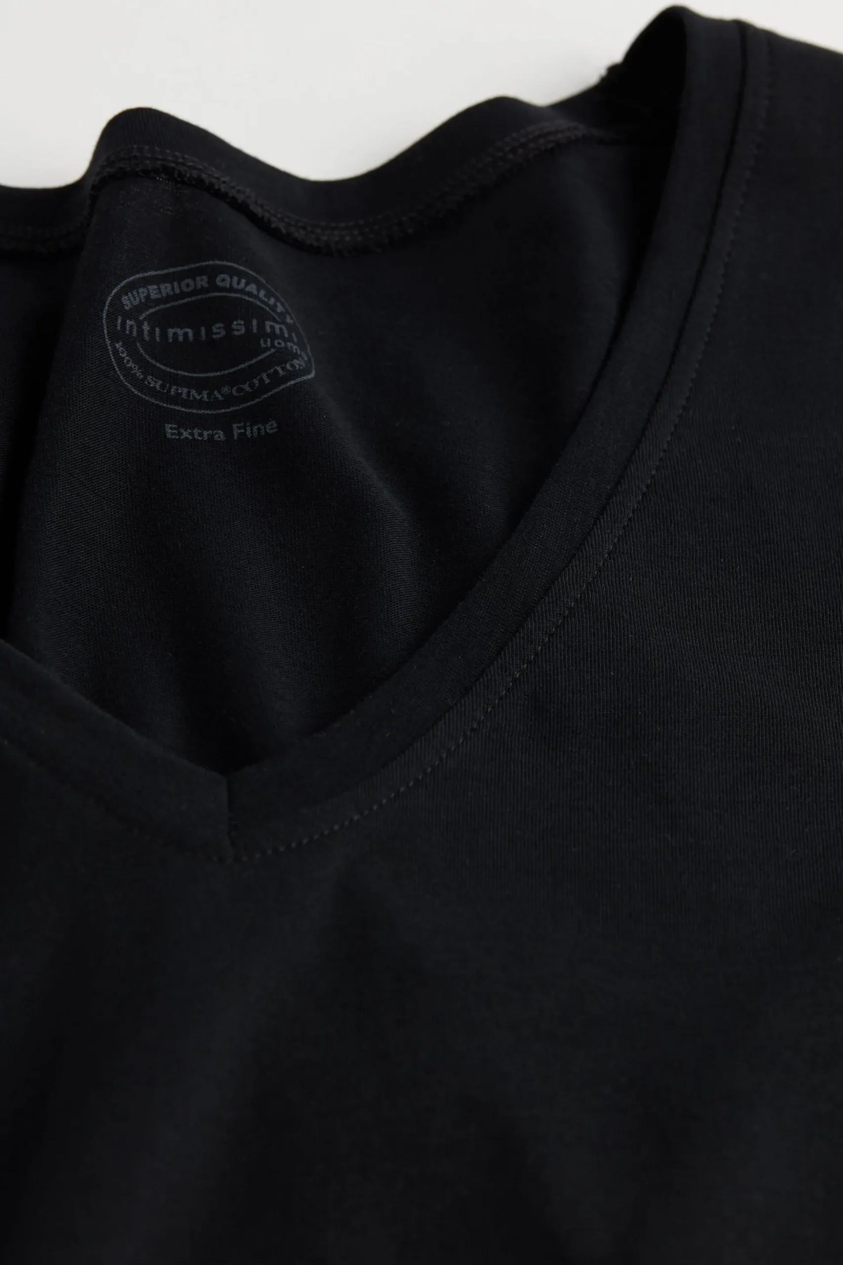 T-Shirt Scollo V in Cotone Superior Extrafine